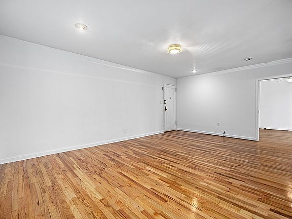 3rd image of 67-30 Clyde St #6G