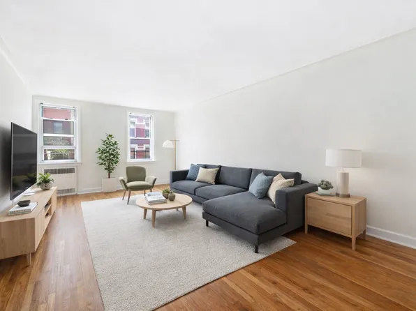 310 West 55th Street image 1 of 6