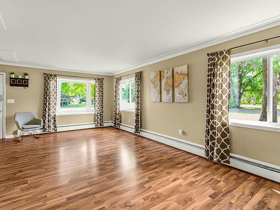 4th image of 727 Tanglewood Dr