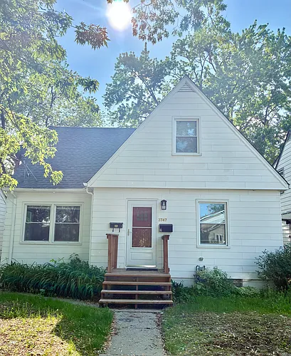 3747 Major Ave N Photo 1