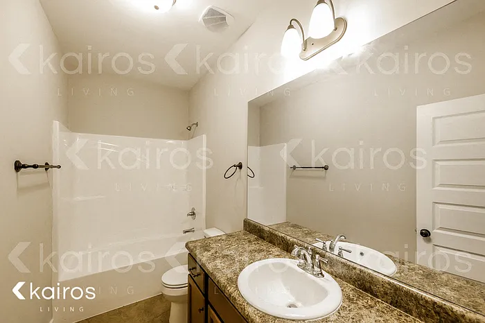 14635 Griffin St — Photo 12