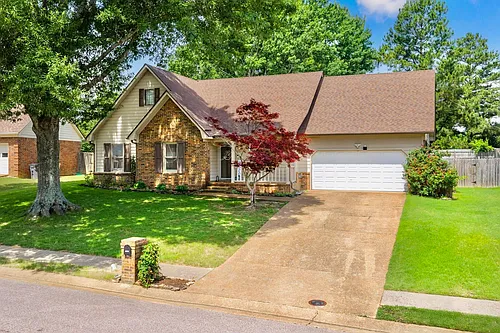 3075 Stonecrest Cir Photo 1
