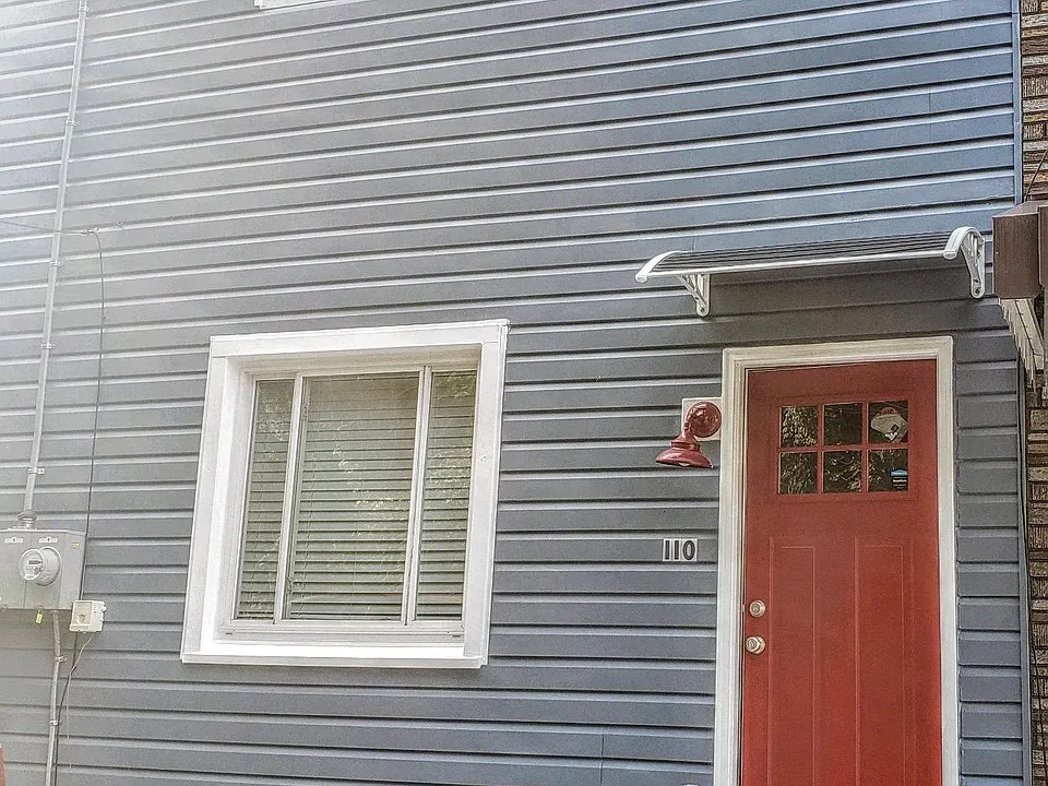 110 Handler St #1