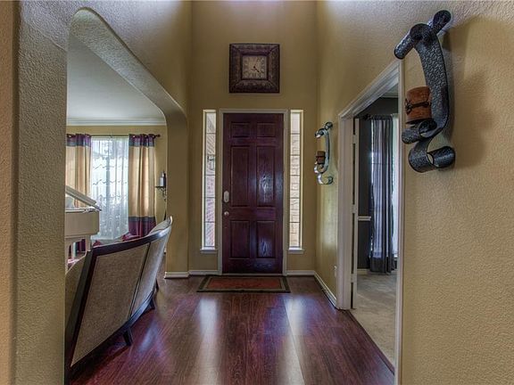 5th image of 5012 Sunwood Cir