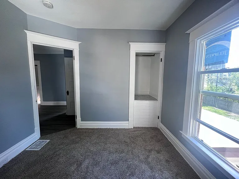 1242 Wealthy St SE — Photo 28
