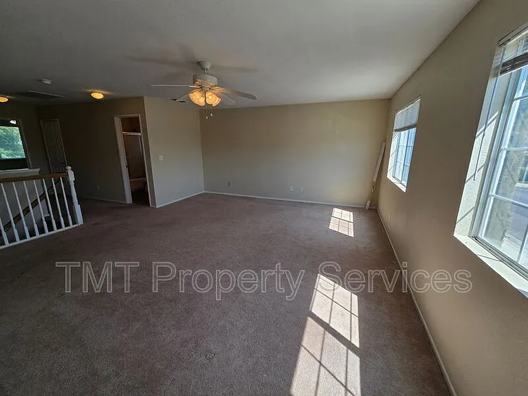 1717 Providence Way — Photo 30