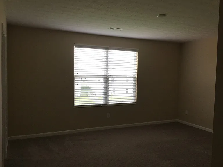 11727 Trottingham Cir — Photo 14