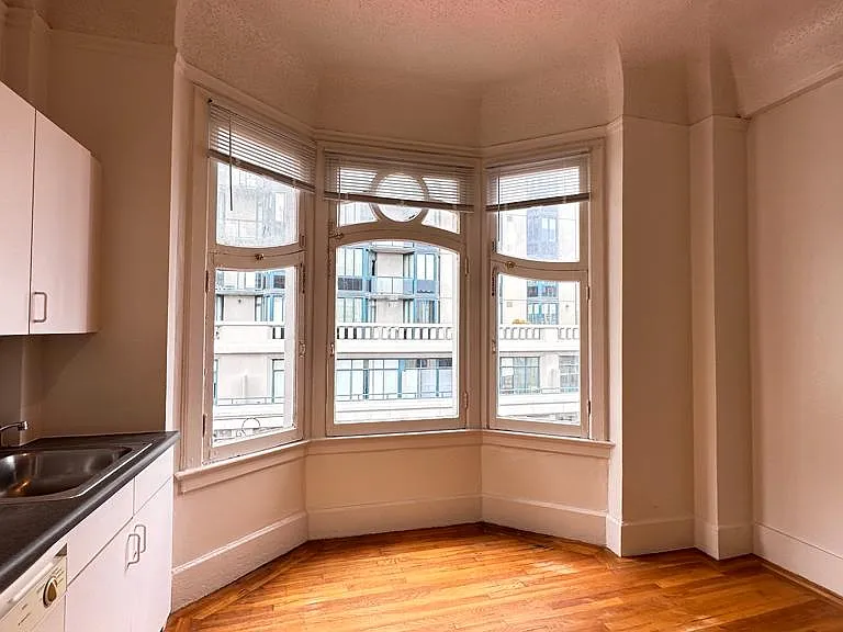 O'Farrell Apartments — Photo 1