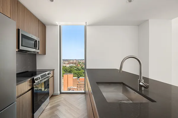 Kitchen, photo 1