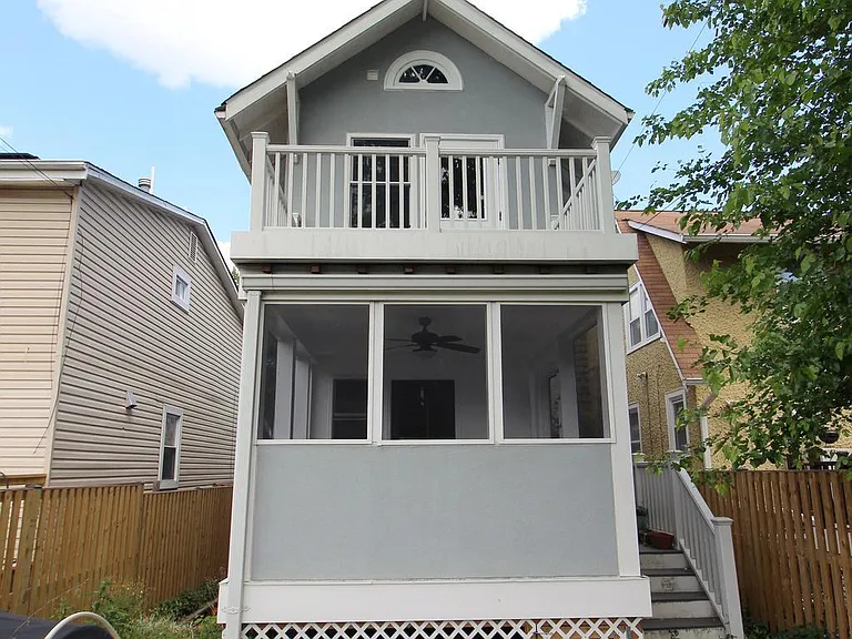 2417 Otis St NE — Photo 30