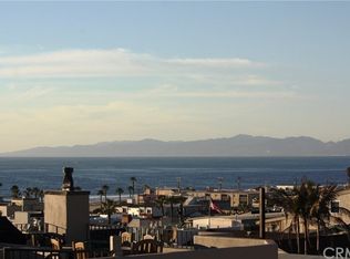 1049 Sunset Dr, Hermosa Beach, CA 90254