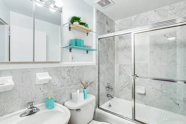 Rented by Anchor Associates | media 15