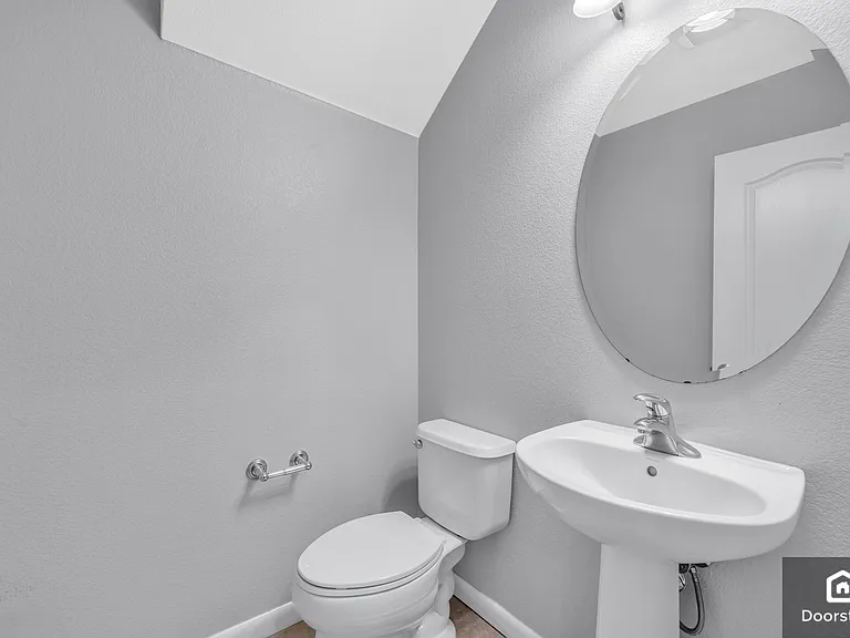 581 Saco Ter — Photo 14