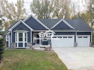 9352 Wilderness Cv, Eden Prairie, MN 55347