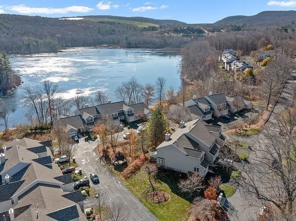82 Saw Mill Pond Rd #82, Fitchburg, MA 01420