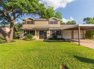 221 Appaloosa Dr, Saginaw, TX 76179