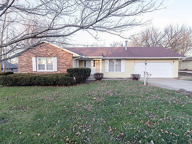 422 Dorchester Dr photo 1