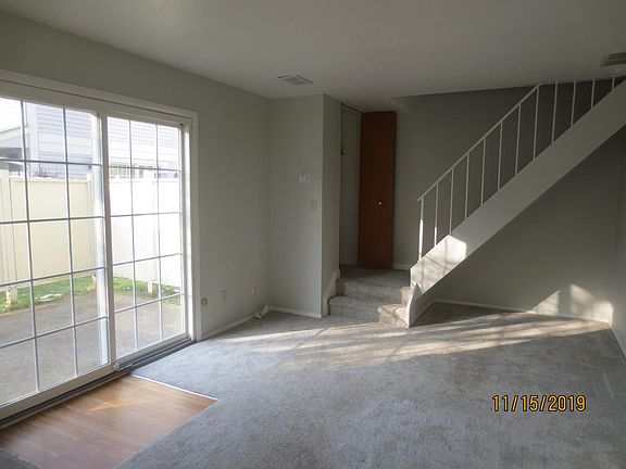 2nd image of 20564 Williamsburg Ct