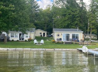 3276 Wolf Lake Dr, Baldwin, MI 49304