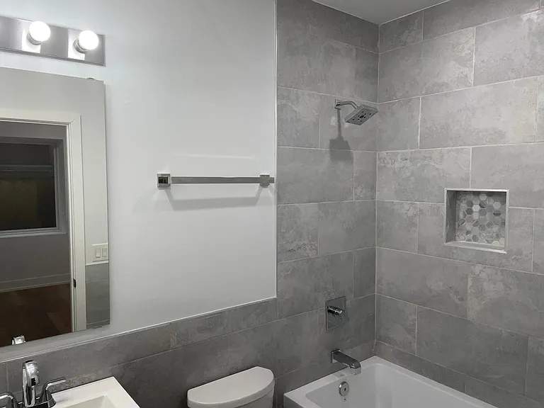 2156 N Darien St #1 — Photo 12