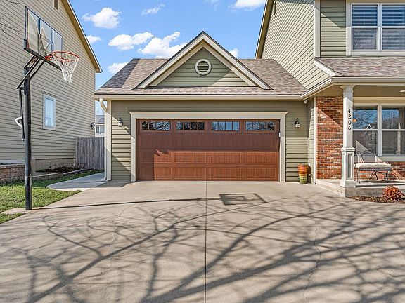 3rd image of 4206 Teal Dr