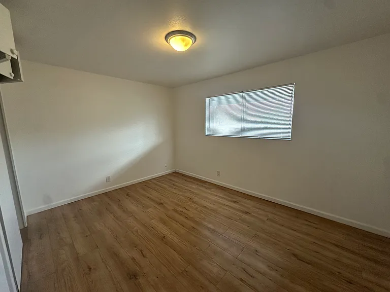 20157 Wisteria St — Photo 10