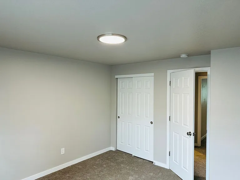710 SE 135th Ct — Photo 23