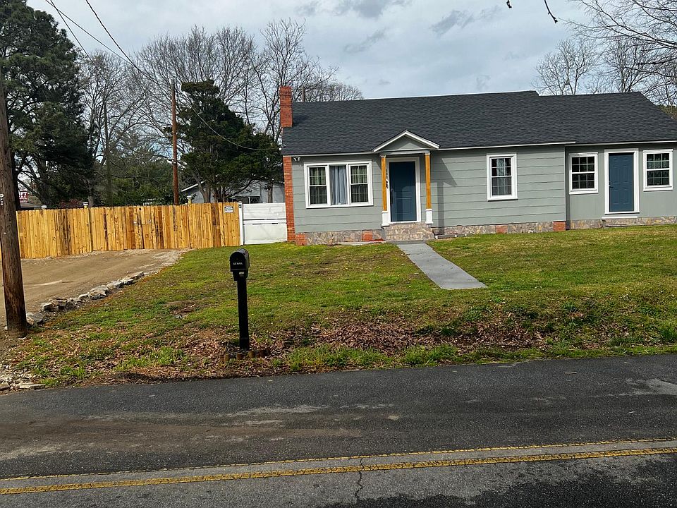 1st image of 400 Covington St