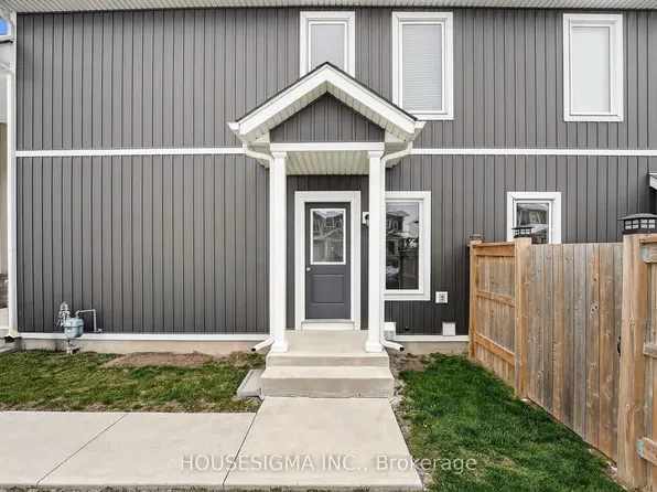 14 Lamb Cres, Thorold, ON L2V 0G8