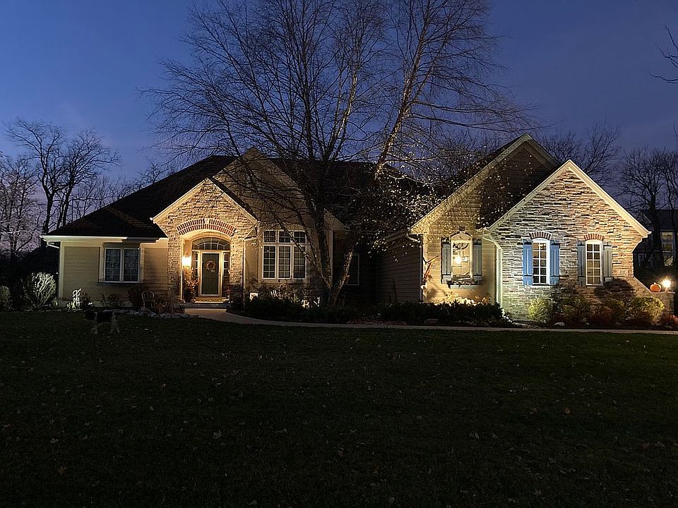 1st image of W238N7381 Monterey Ct
