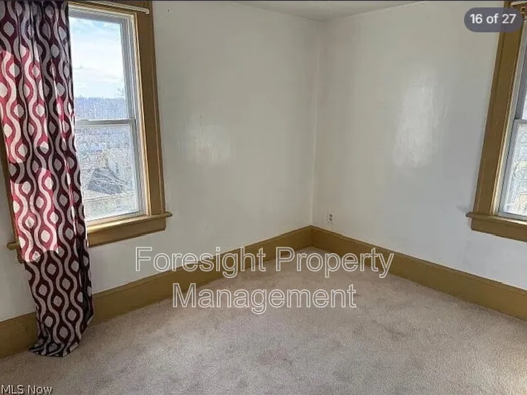 692 W Thornton St — Photo 10