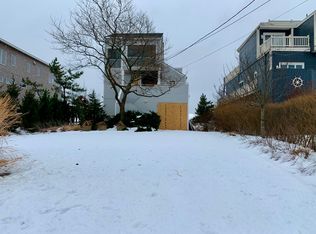 511 Dune Rd, Westhampton Beach, NY 11978