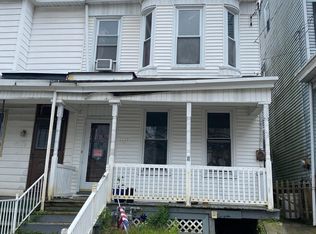1327 W Norwegian St, Pottsville, PA 17901