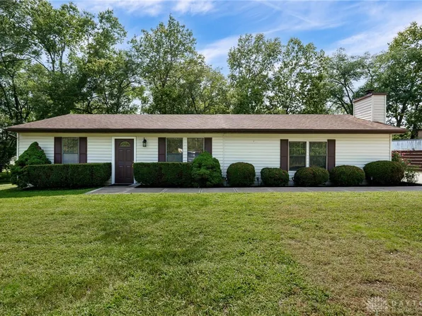 1375 Camp Dr, Trenton, OH 45067