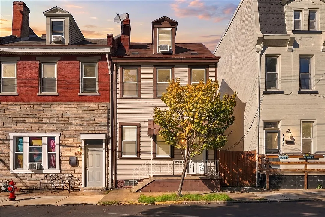 4 bed, $3,300 — Photo 4