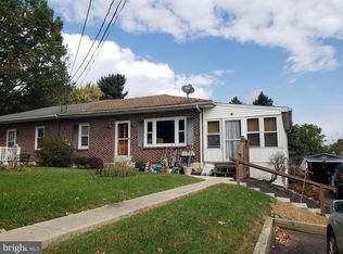 866 Englesville Hill Rd, Boyertown, PA 19512