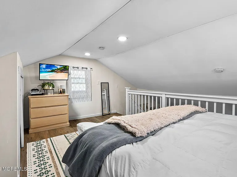 89 Washington Ave — Photo 15