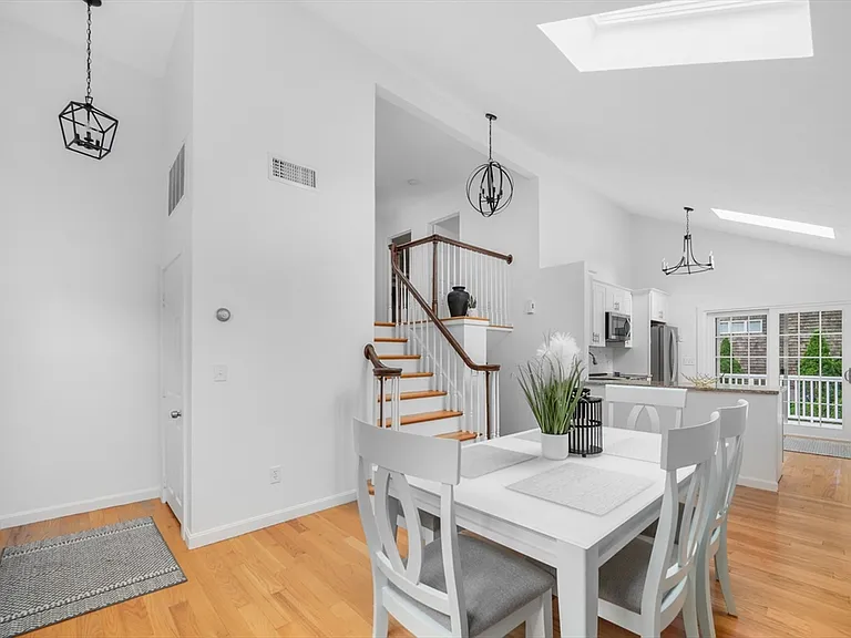 22 Hull St — Photo 11