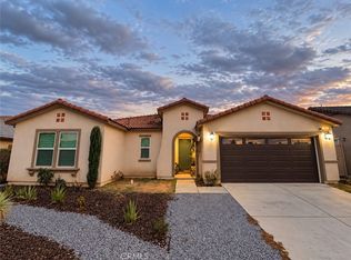 553 Hedgewood St, Hemet, CA 92543