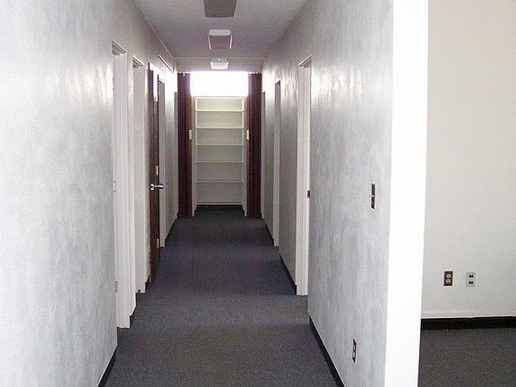 5th image of 449 E Cedar Blvd