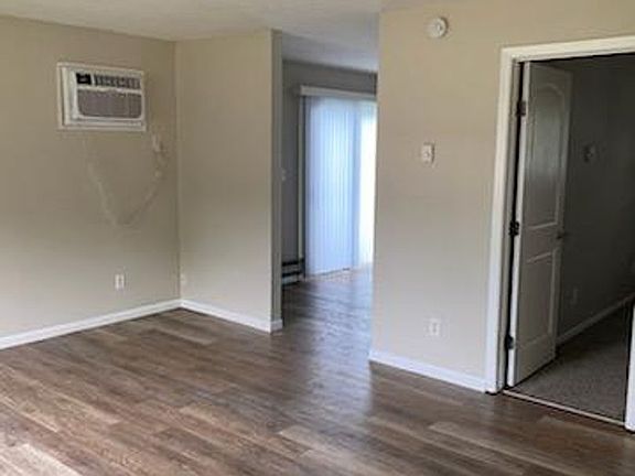 3rd image of 626 Vilas St #628