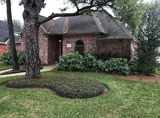 5710 Tyler St, Pearland, TX 77581