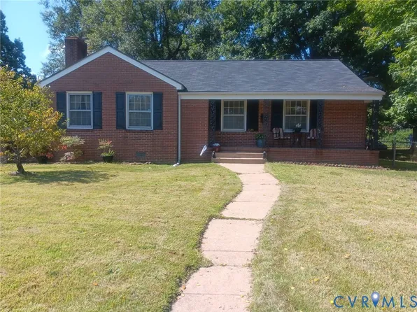 2246 Fort Rice St, Petersburg, VA 23805