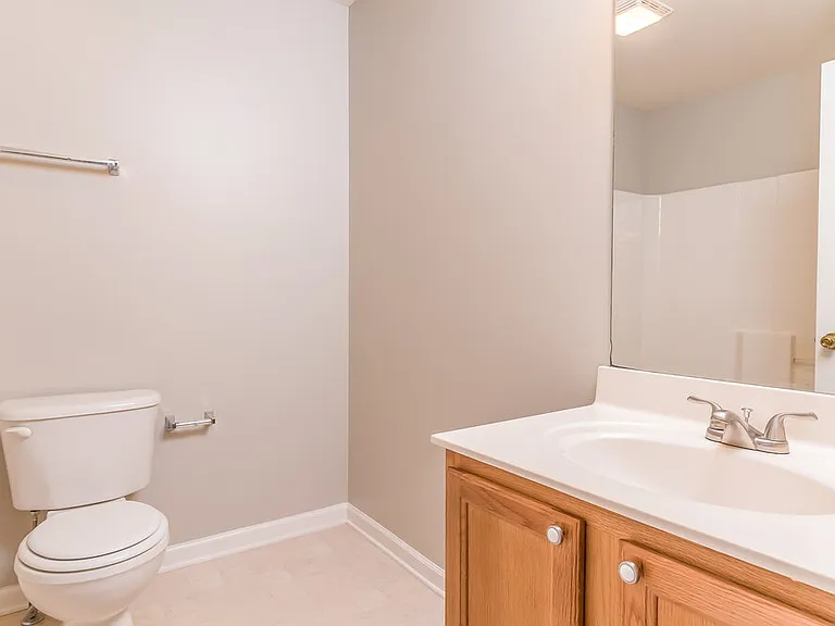 209 Briarcotes Cir — Photo 14