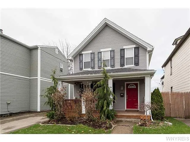 196 W Tupper St photo 1
