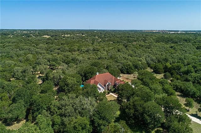 1st image of 420 Creekside Dr