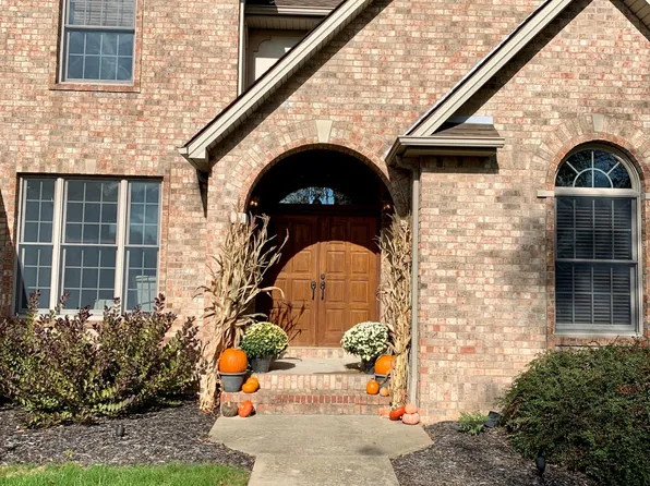 3722 Tuscany Ct, Youngstown, OH 44514