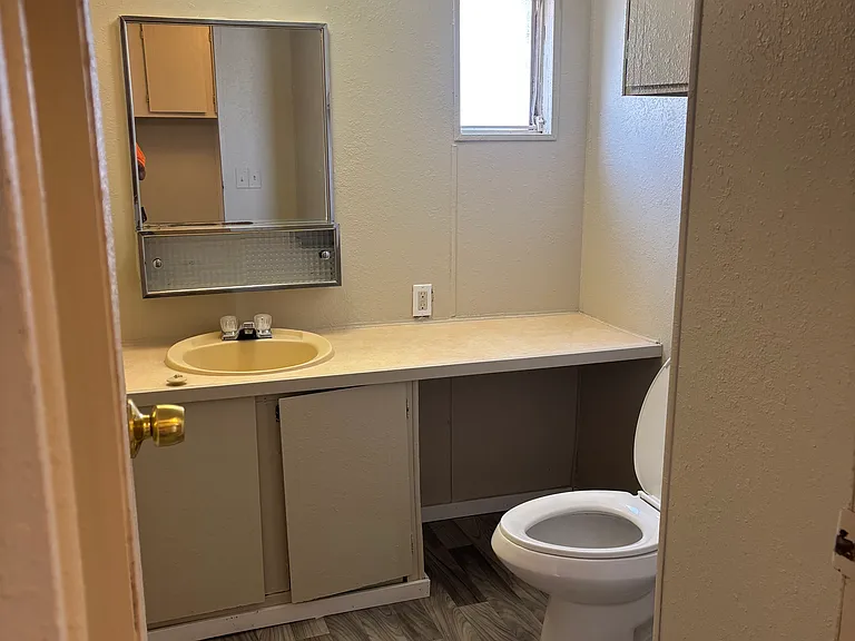 817 Sky Rd — Photo 5