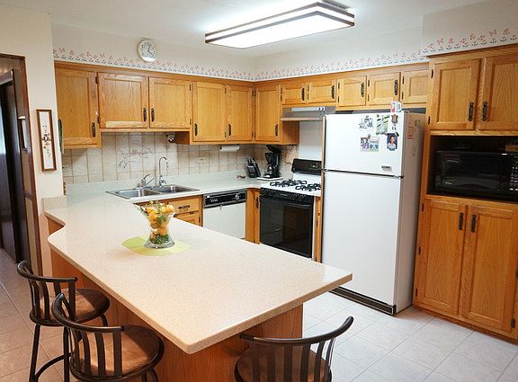 5th image of 13645 Larkspur Dr