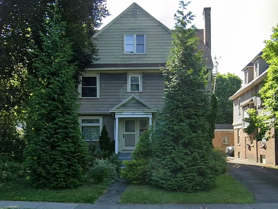 222 Culver Rd #3